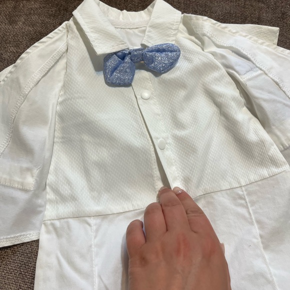 Baby’s 0-3 Month White & Blue Tuxedo Onesie - Picture 7 of 8